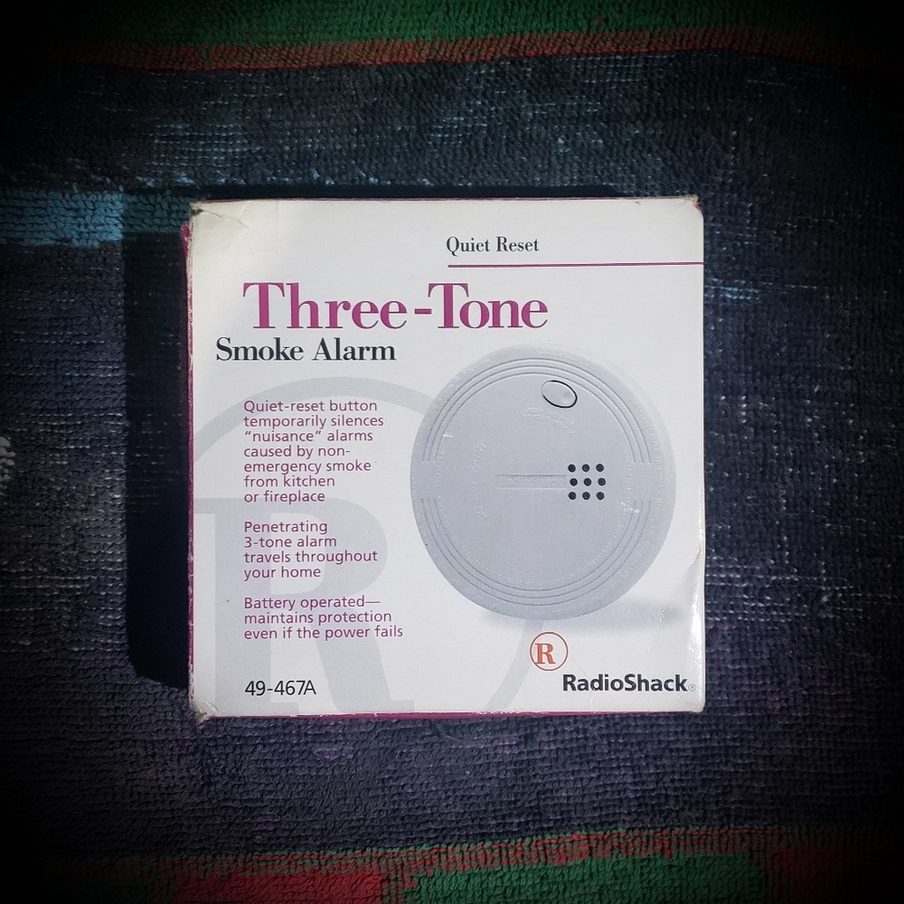 Radio Shack Smoke alarm ,  three tone alarm.Model 49-467A